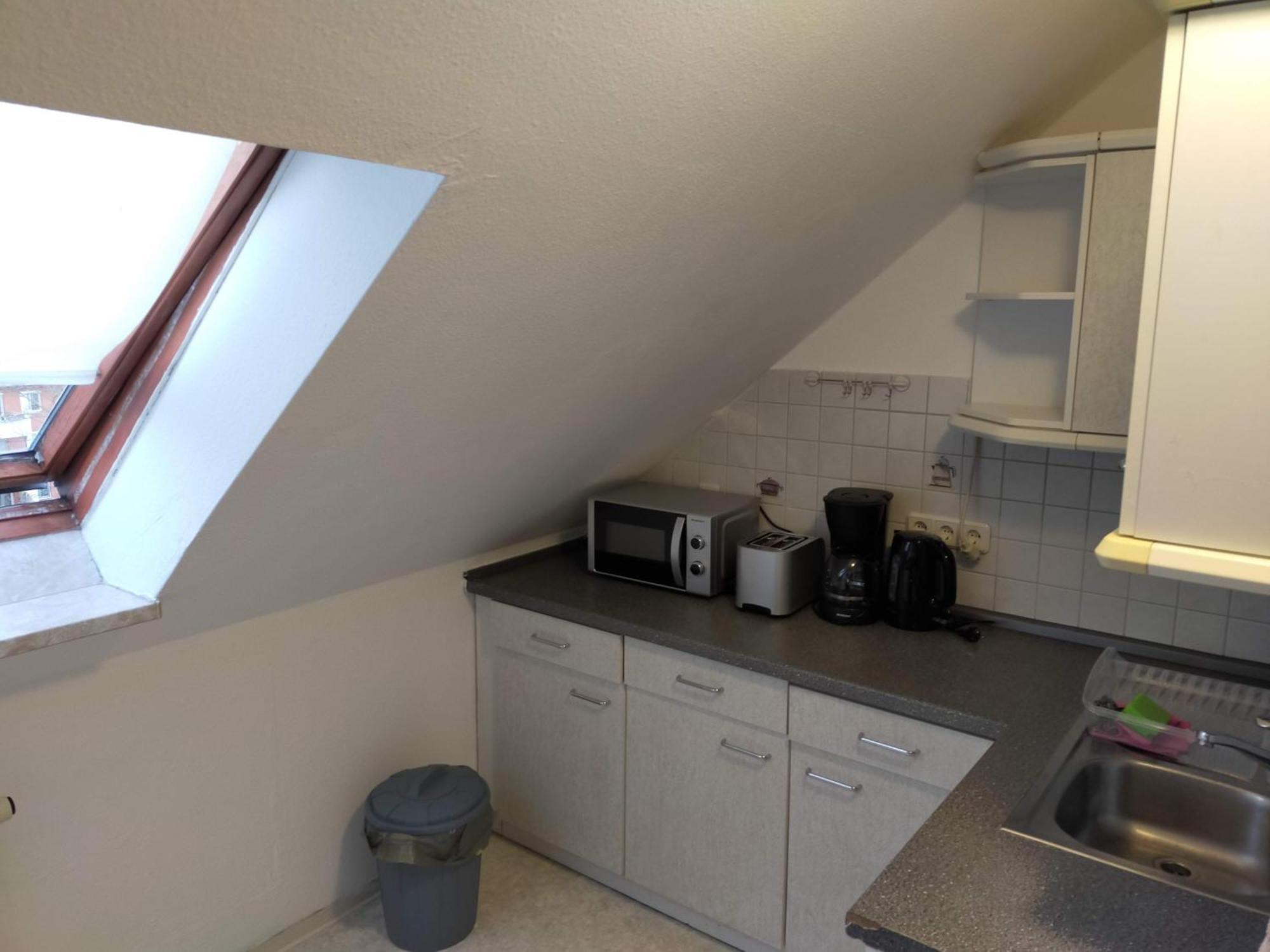 Flex Aparts - Grosse, Moeblierte Wohnung In Zwickau Mit 2 Zimmern Экстерьер фото